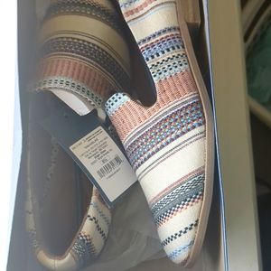 Universal Thread Loafers Sz 6.5